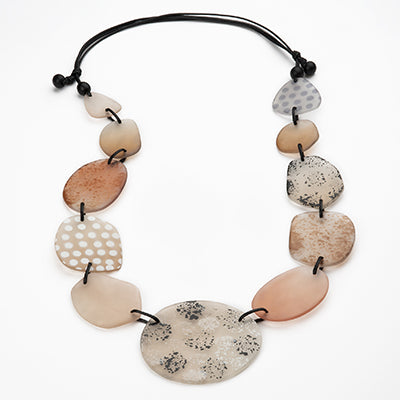 Collana Sand