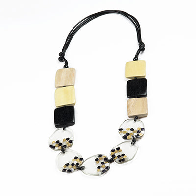 Collana Equinox